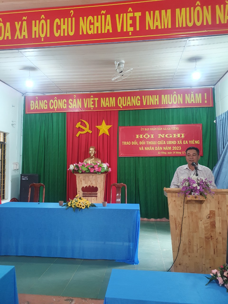 UBND xã Ea Yiêng tổ chức Hội nghị đối thoại giữa Lãnh đạo UBND xã với nhân dân trên địa bàn xã Ea Yiêng năm 2023.